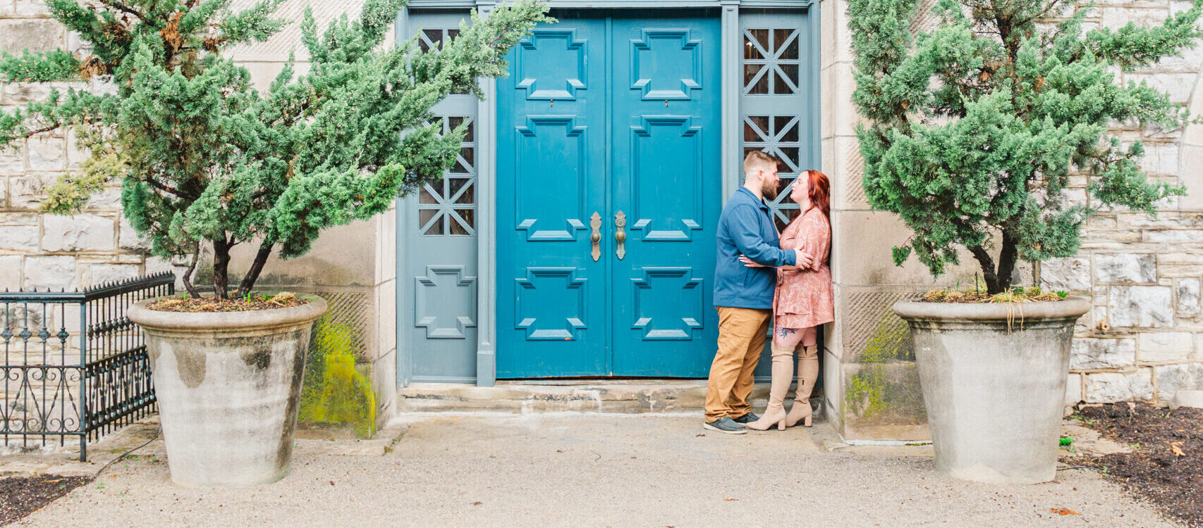 castle and key engagement session in the rain